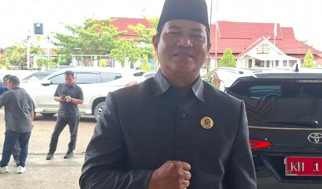 Anggota DPRD Murung Raya, Bebie.