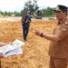 Bupati Barito Utara H. Shalahuddin, meninjau proyek strategis pemerintah daerah, Selasa (23/6/2026).
