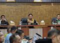 Bupati Barito Utara, H. Shalahuddin, memimpin rapat finalisasi Batara Expo dan HUT ke-76, Kamis (25/6/2026).
