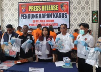 Jajaran Polresta Palangka Raya dalam press release, Senin (29/6/2026). (Ist)