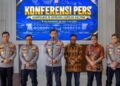 Kapolda Kalteng Irjen Pol Iwan Kurniawan, saat menyampaikan perkembangan kasus dalam konferensi pers di Mapolda Kalteng, Selasa (7/7/2026). (Ist)
