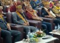 Ketua DPRD Bartim, Nursulistio (dua dari kiri) menghadiri Pengukuhan DAD Barito Timur Masa Bakti 2026-2031, di GPU Mantawara, Senin (27/7/2026).