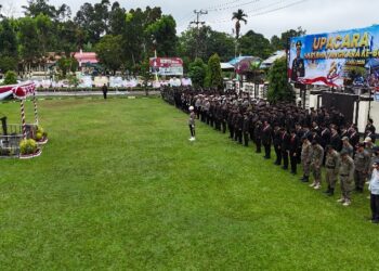 Pelaksanaan Upacara Hari Bhayangkara ke-80 yang dipimpin Kapolres Bartim AKBP Eddy Santoso, Rabu (1/7/2026).