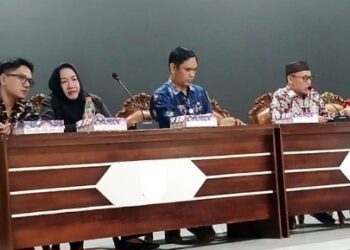 Anggota DPRD Kabupaten Barito Utara Daerah Pemilihan (Dapil) I H. Parmana Setiawan dan Hj. Rosi Wahyuni melaksanakan kegiatan Reses Masa Persidangan III Tahun 2026 di Kecamatan Teweh Tengah, Kamis (25/6/2026).