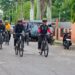 Bupati Barito Utara, H. Shalahuddin, bersepeda meninjau progres pembangunan infrastruktur, Jumat (3/7/2026).