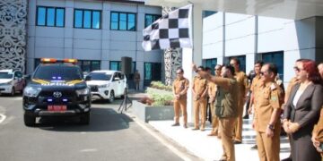 Wabup Bartim Adi Mula Nakalelu, melepas peserta Sinode XXV GKE, Senin (6/7/2026).