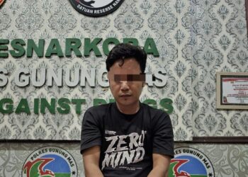 TR alias Mizi (29).