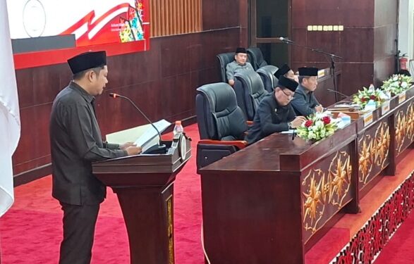 Juru bicara Dapil I DPRD Murung Raya, Imanudin, menyampaikan hasil reses dalam Rapat Paripurna, Senin (13/7/2026).