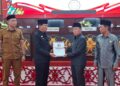 Ketua DPRD Murung Raya, H. Rumiadi, menerima KUA - PPAS RAPBD 2027 dari Pemerintah Kabupaten Murung Raya, Senin (13/7/2026).
