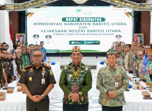Bupati Barito Utara, H. Shalahuddin, dalam Rapat Sinergitas Pengelolaan Keuangan Daerah yang digelar di Gedung Balai Antang, Muara Teweh, Kamis (16/7/2026).