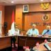 Ketua Umum PWI Pusat Akhmad Munir didampingi Ketua Dewan Kehormatan PWI Pusat Atal S. Depari, Wakil Ketua DK PWI Pusat Herbert Timbo P. Siahaan, dan Sekjen PWI Pusat Marthen Selamet Susanto.