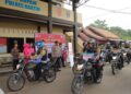Kapolres Bartim AKBP Eddy Santoso didampingi jajaran melepas Bhabinkamtibmas yang membawa bantuan sosial untuk masyarakat, Rabu (5/8/2026).