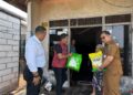Penyaluran bansos kepada warga lansia dan kurang mampu jajaran Satresnarkoba Polres Kapuas, Senin (101/8/2026).