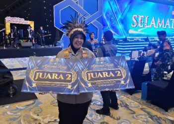 Kapolres Kapuas AKBP Rina Perwitasari, usai menerima penghargaan dalam acara Awarding Day Hari Bhayangkara ke-80 di Gedung Tri Brata, Kebayoran Baru, Jakarta Selatan, Selasa (11/8/2026) malam. (ist)