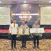 Kapolres Bartim AKBP Eddy Santoso beserta jajaran usai menerima penghargaan. (ist)