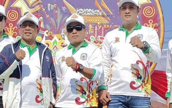 Ketua DPRD Murung Raya, Rumiadi, menghadiri pembukaan Karnaval Budaya, Senin (3/8/2026).