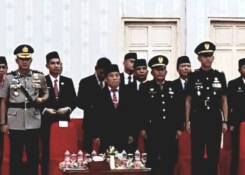 Ketua DPRD Murung Raya, Rumiadi, menghadiri malam pengukuhan Paskibraka, Sabtu (15/8/2026).