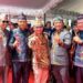 Anggota DPRD Kabupaten Murung Raya dari Fraksi Gerindra, Sutrisno (paling kiri), berpose dengan Gubernur Kalteng di momen HUT ke-24 Murung Raya.