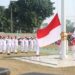 Pengibaran bendera merah putih yang dilaksanakan oleh Paskibra di Halaman Kantor Bupati Bartim, Senin (17/8/2026).