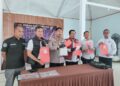 Kapolres Lamandau AKBP Eko Yusmiarto beserta jajaran dalam konfrensi pers, Rabu (19/8/2026). (ist)