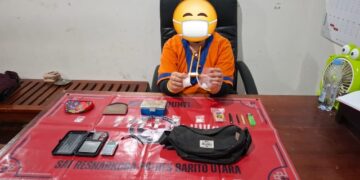 IRT berinisial H dan barang bukti yang diamankan. (ist)