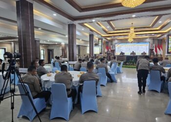 48 personel Bantuan Kendali Operasi (BKO) dari Lemdiklat Polri yang mengikuti pengarahan di Polda Kalteng.