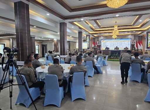 48 personel Bantuan Kendali Operasi (BKO) dari Lemdiklat Polri yang mengikuti pengarahan di Polda Kalteng.