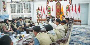 Juara 1 Lomba Cerdas Cermat (LCC) 4 Pilar MPR RI Tingkat Nasional Tahun 2026, ketika Ramah tamah bersama Gubernur Kalimantan Tengah H. Agustiar Sabran di Istana Isen Mulang, Sabtu (29/8/2026). (ist)