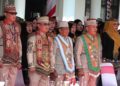 Bupati Murung Raya, Heriyus dan Wabup Rahmanto Muhidin, pada momen perayaan HUT ke-24 Kabupaten Murung Raya, yang turut dihadiri langsung oleh Gubernur Kalteng H. Agustiar Sabran, dan jajaran Forkopimda Kalteng, Sabtu (1/8/2026).
