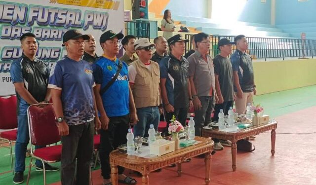 Ketua DPRD Murung Raya, Rumiadi, menghadiri Turnamen Futsal PWI DAS Barito.