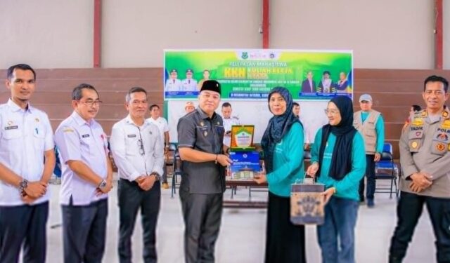 Wakil Ketua I DPRD Kapuas, Yohanes, ST., dalam salah agendanya, belum lama ini. (ist)