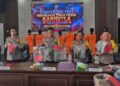 Kapolda Kalteng Irjen Pol Iwan Kurniawan, beserta jajaran Polda Kalteng dalam konferensi pers karhutla, Senin (28/9/2026). (ist)