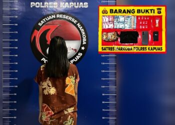 B (27) dan barang bukti yang diamankan.