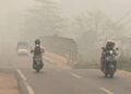 Kabut pekat yang menyelimuti Tamiang Layang siang ini.