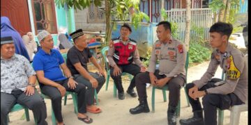 Kapolsek Dusun Timur IPDA Sulkhan Sururi, S.E., menyambangi menyambangi rumah duka warga di RT 7 Desa Matabu, Kecamatan Dusun Timur, Rabu (2/9/2026).