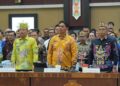 Bupati Barito Utara, H. Shalahuddin, saat mengikuti Rapat Koordinasi Penanganan dan Pencegahan Karhutla pada Perkebunan Kelapa Sawit di Provinsi Kalimantan Tengah, di Palangka Raya, Jumat (4/9/2026).