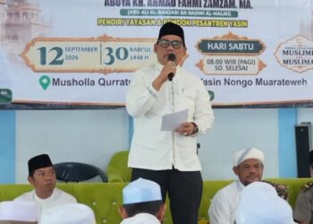 Bupati Barito Utara H. Shalahuddin bersama Wakil Bupati Felix Sonadie Y. Tingan hadir dalam Peringatan Haul ke-5 Abuya Syeikh Ahmad Fahmi Zamzam, pendiri Yayasan Islam Nurul Hidayah Yasin dan Pondok Pesantren Yasin, yang digelar di Musalla Qurratul ‘Ain, Pondok Pesantren Yasin, Sabtu (12/9/2026).