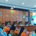 Bupati Barito Timur M. Yamin saat memimpin Rapat Koordinasi Penanganan Karhutla di wilayah Kabupaten Barito Timur, di aula ruang rapat Kantor Bupati Barito Timur, Senin (14/9/2026).