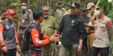 Bupati Barito Utara H. Shalahuddin bersama Wakil Bupati Felix Soenadie Y. Tingan langsung turun ke lapangan, Selasa (15/9/2026).