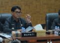 Bupati Barito Utara, H. Shalahuddin, memimpin Rapat Koordinasi Penanganan Karhutla yang digelar di Ruang Rapat A Sekretariat Daerah Barito Utara, Kamis (17/9/2026).