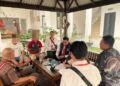 Proses penyerahan tersangka yang dilakukan Unit Tipidter Satreskrim Polresta Palangka Raya, di Kejari Palangka, Selasa (22/9/2026). (ist)