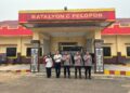 Kepala Rutan Tamiang Layang, Agung Novarianto, beserta jajaran Brimob C Pelopor Kalteng di Lenggang, usai koordinasi, Selasa (22/9/2026). (ist)