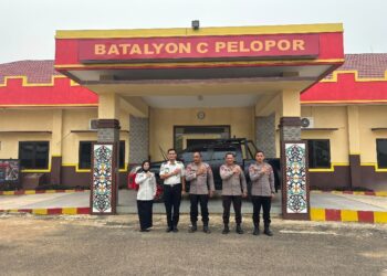 Kepala Rutan Tamiang Layang, Agung Novarianto, beserta jajaran Brimob C Pelopor Kalteng di Lenggang, usai koordinasi, Selasa (22/9/2026). (ist)