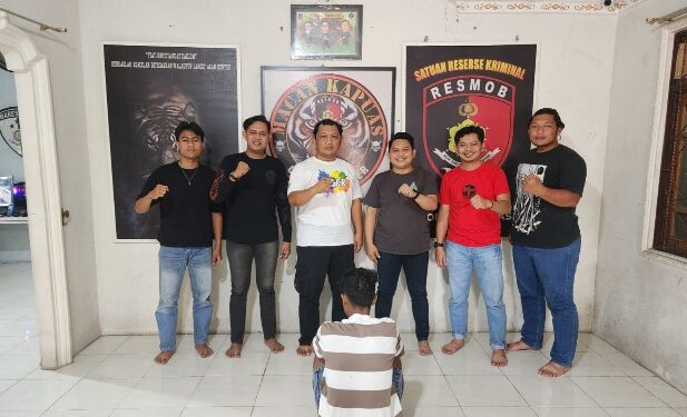 Resmob Polres Timur, bersama Resmob Polres Kapuas, mengamankan pelaku. (ist)