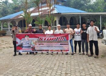 Bhabinkamtibmas Polsek Awang yang aktif untuk mensosialisasikan larangan bakar lahan dan maklumat Kapolda Kalteng, Jumat (25/9/2026).