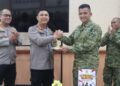 Kapolresta Palangka Raya Kombes Pol Andiyatna, S.I.K., M.H., bersama Kasdim 1016/Palangka Raya Kolonel Arm Khazanatul Israr, S.Pd., M.M., bersama jajaran di Momen HUT ke-81 TNI, Senin (5/10/2026). (ist)