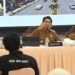 Bupati Barito Utara, H. Shalahuddin didampingi Wabup Felix Soenadi Y. Tingan memaparkan capaian program pembangunan satu tahun kepemimpinan di Gedung Balai Antang Muara Teweh, Selasa (6/10/2026).