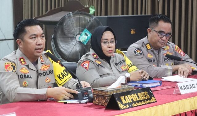 Polres Bartim Siaga 24 Jam Tangani Karhutla, Gunakan Cairan X-Fire hingga Kerahkan Drone