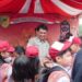 Bupati Barito Utara, H. Shalahuddin menyapa peserta didik disela meninjau pelaksanaan program revitalisasi sekolah di SDN 7 Lanjas dan TK Ceria bersama Kepala Balai Penjaminan Mutu Pendidikan (BPMP) Provinsi Kalimantan Tengah, Sabtu (17/10/2026).