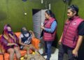 Tes urine yang dilakukan jajaran Satresnarkoba Polres Kapuas. (ist)